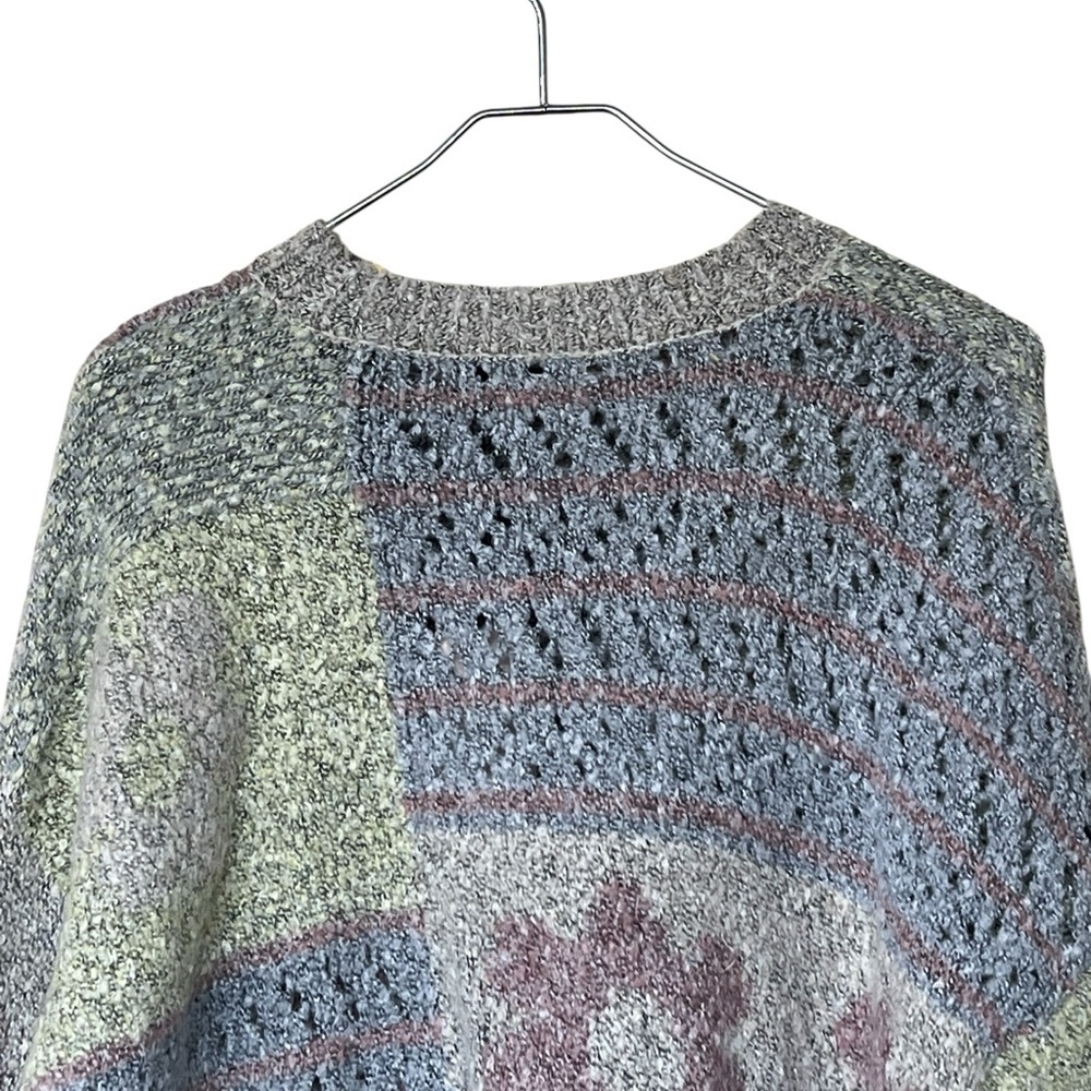 Sincerely Jules NWT pastel knit crew neck cropped floral bell sleeve sweater - Picture 5 of 13